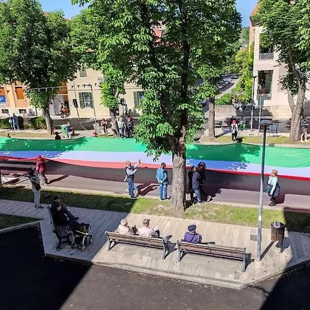 Residenza Della Baronessa 3bdr Charm Fronte Cinema *