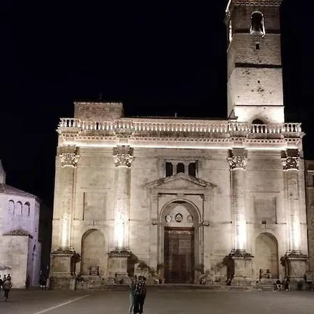 Residenza Della Baronessa 3bdr Charm Fronte Cinema شقة *