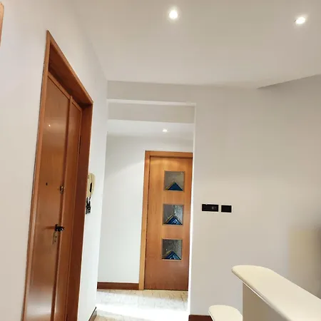 Residenza Della Baronessa 3bdr Charm Fronte Cinema * أسكولي بيتشينو