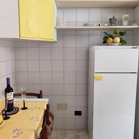 Residenza Della Baronessa 3bdr Charm Fronte Cinema Apartamento