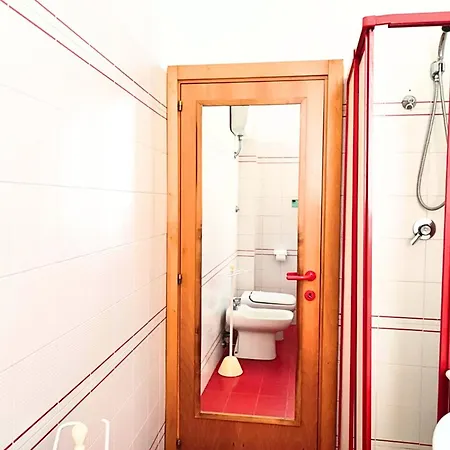 Residenza Della Baronessa 3bdr Charm Fronte Cinema Apartamento