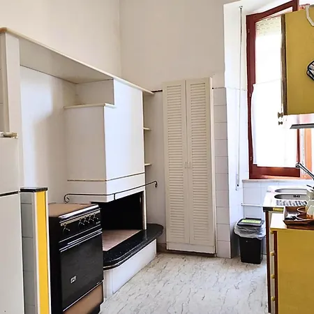 Residenza Della Baronessa 3bdr Charm Fronte Cinema أسكولي بيتشينو