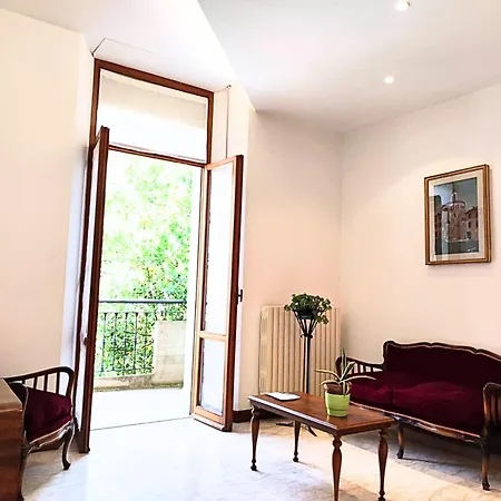 Apartamento Residenza Della Baronessa 3bdr Charm Fronte Cinema *